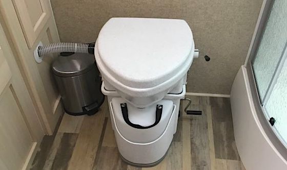 Composting rv toilet