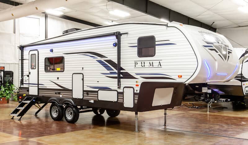 Palomino Puma 255RKS Fifth Wheel