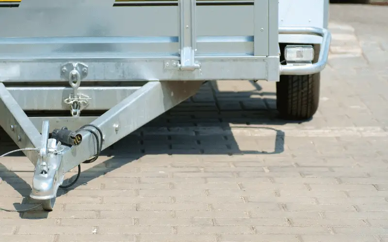 can you tow a golf cart behind travel trailer