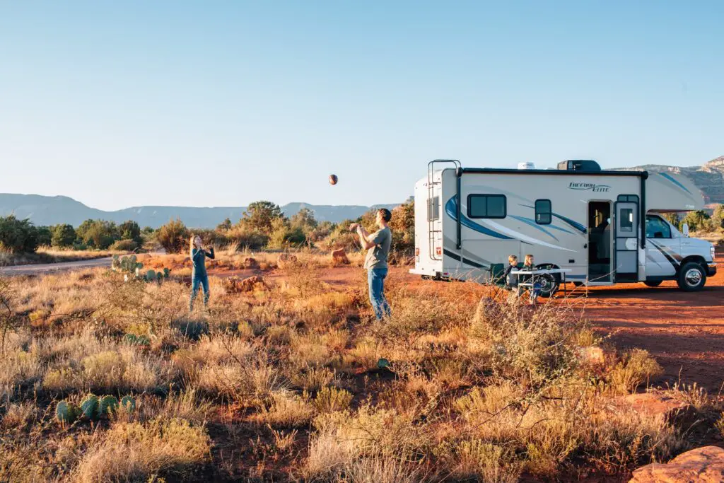 how to level a travel trailer